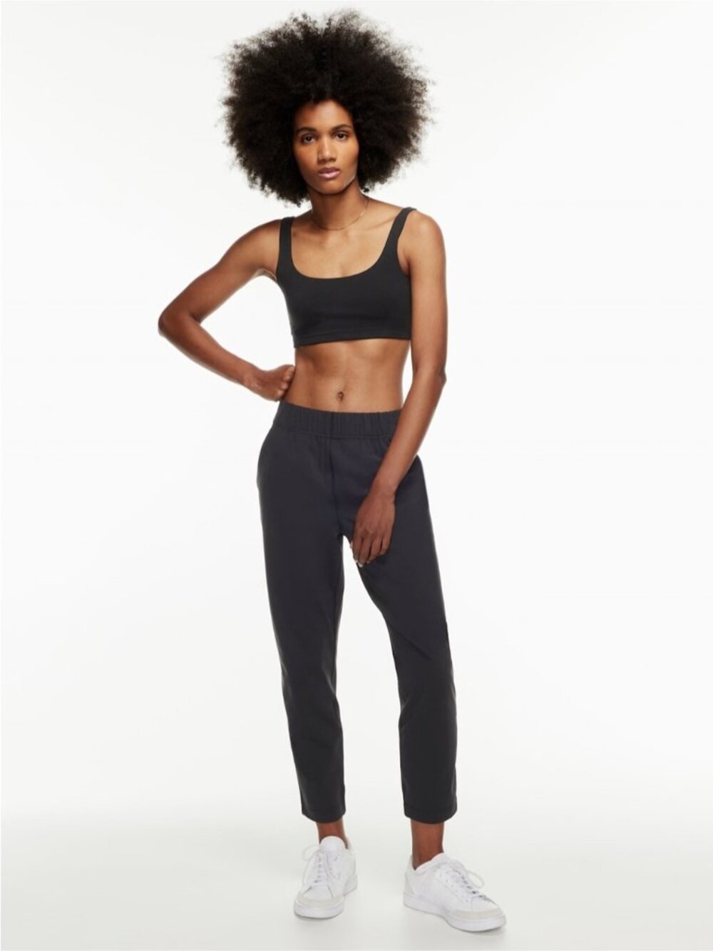 Aritzia The Group by Babaton Black Weekender Pant size M - Picture 2 of 9